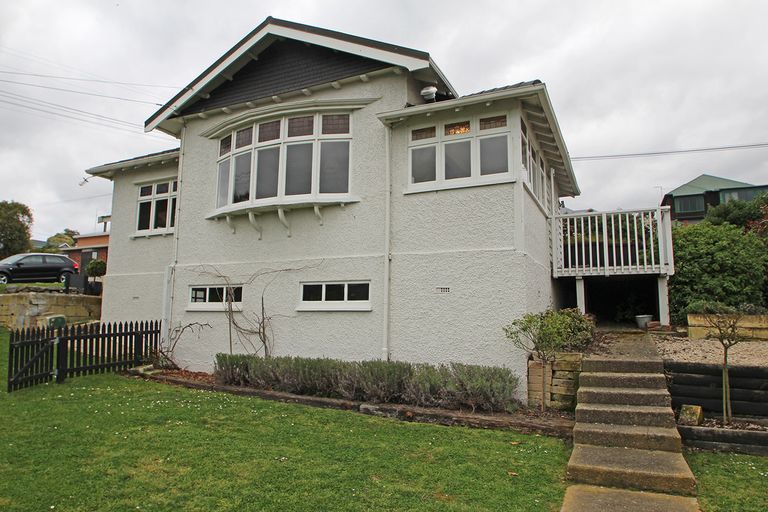 Photo of property in 79 Tees Street, South Hill, Oamaru, 9400
