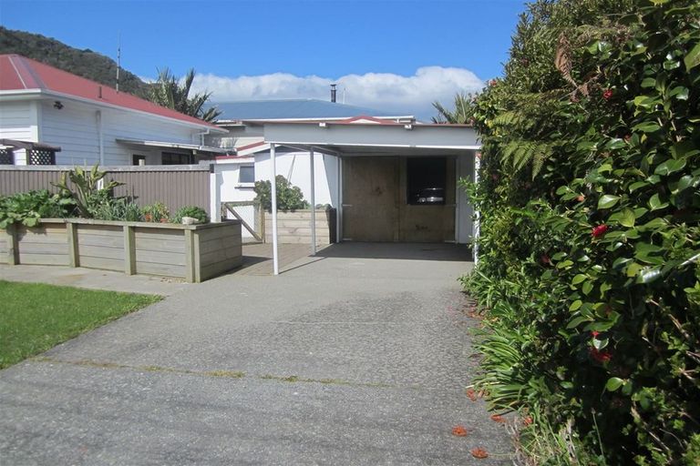 Photo of property in 140 Bright Street, Cobden, Greymouth, 7802