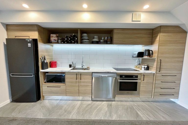 Photo of property in 1/448 Hereford Street, Linwood, Christchurch, 8011