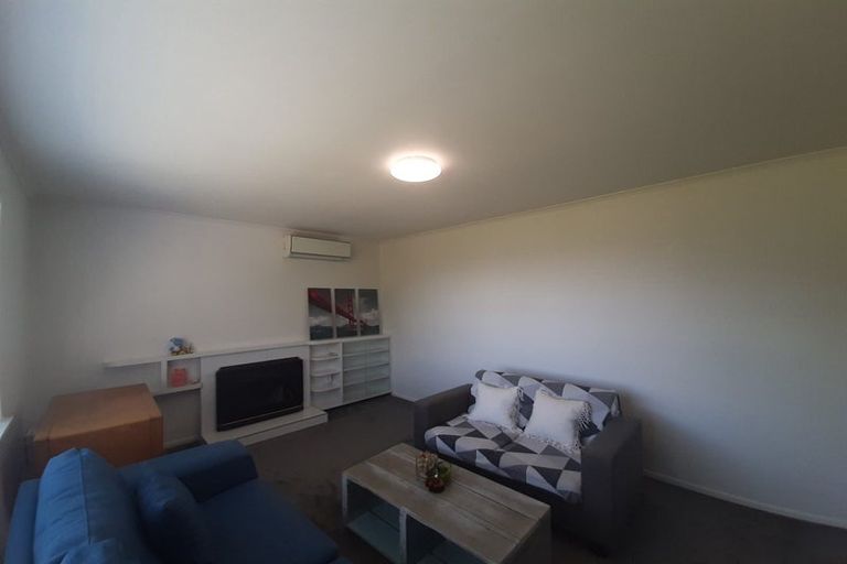Photo of property in 1 Alan Avenue, Henderson, Auckland, 0610