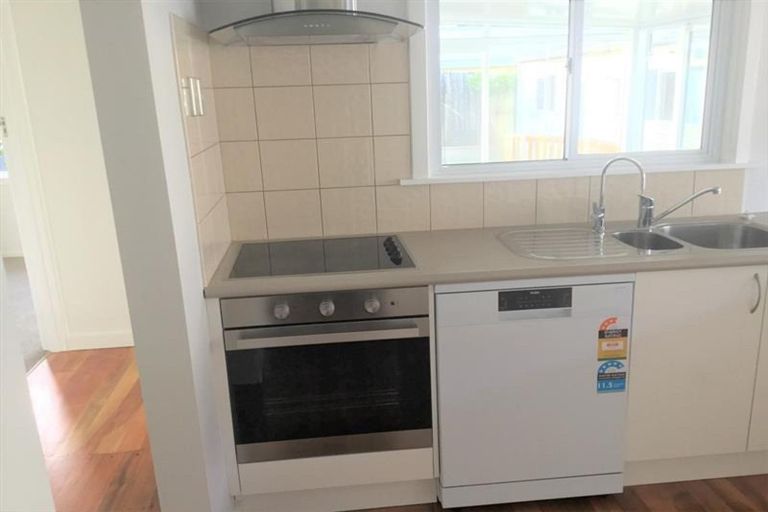 Photo of property in 33 Princes Street, Fitzroy, New Plymouth, 4312