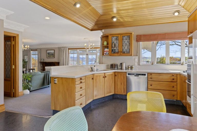 Photo of property in 70 Shepherd Road, Waipahihi, Taupo, 3330