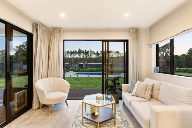 Photo of property in 19 Kahika Grove, Huapai, Kumeu, 0810