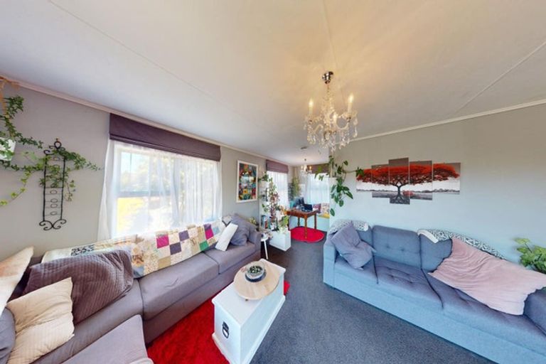 Photo of property in 3 Pryde Place, Feilding, 4702