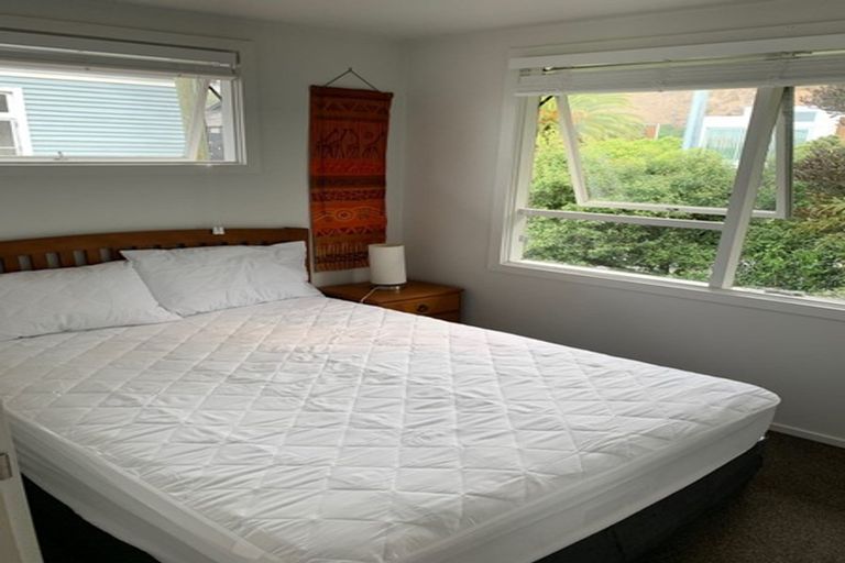 Photo of property in 2 Marriner Street, Sumner, Christchurch, 8081