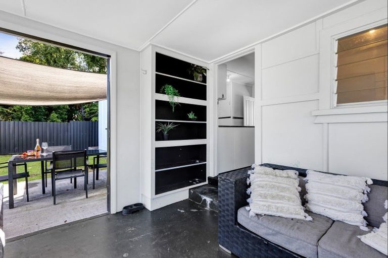 Photo of property in 59 Camberwell Road, Hawera, 4610