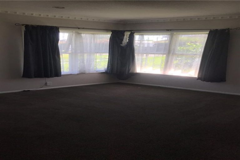 Photo of property in 17 Bowater Place, Manurewa, Auckland, 2102