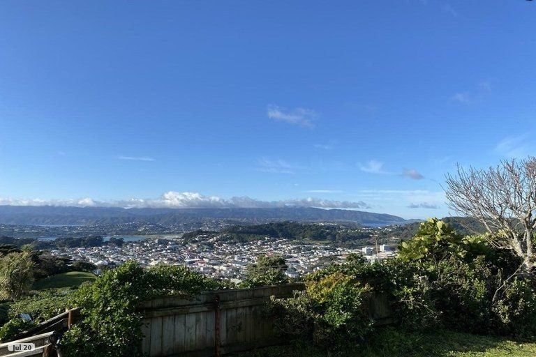 Photo of property in 15 Connaught Terrace, Brooklyn, Wellington, 6021