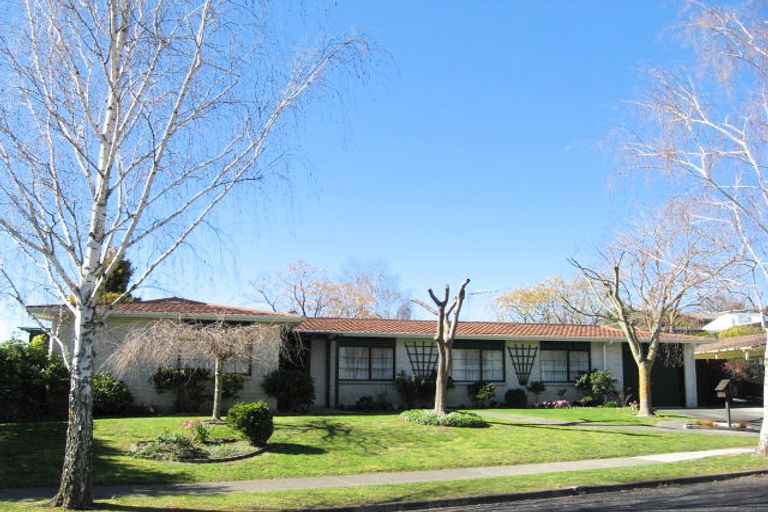 Photo of property in 69 James Cook Street, Havelock North, 4130