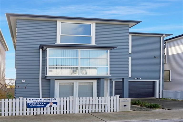 Photo of property in 26 Nephrite Lane, Henderson, Auckland, 0610