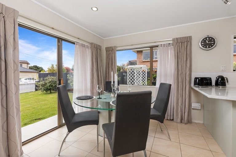 Photo of property in 1/20 Pine Road, Orewa, 0931
