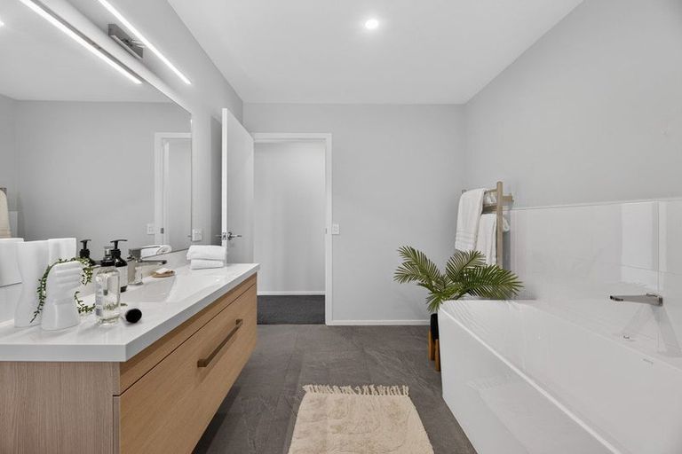 Photo of property in 11 Peony Drive, Greytown, 5712