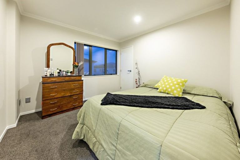 Photo of property in 46b Russell Road, Manurewa, Auckland, 2102