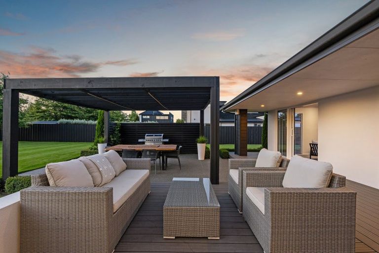 Photo of property in 12 Quarters Place, Halswell, Christchurch, 8025