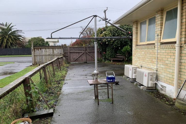 Photo of property in 66 Hokio Beach Road, Levin, 5510