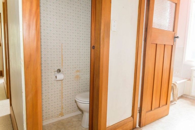 Photo of property in 5 Alexandra Street, Dannevirke, 4930