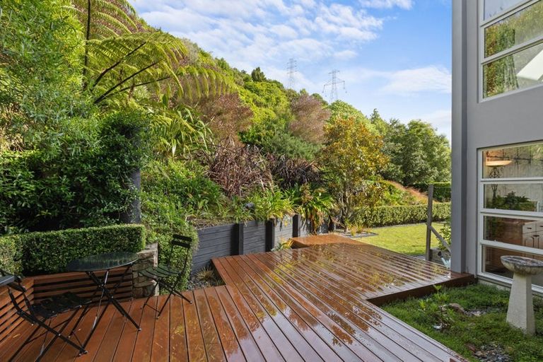 Photo of property in 36e Erlestoke Crescent, Churton Park, Wellington, 6037