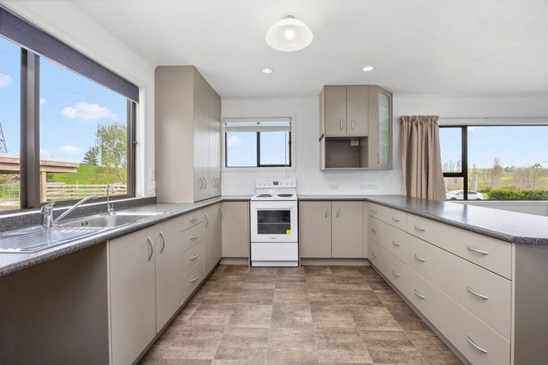 Photo of property in 671 Port Albert Road, Wellsford, 0973