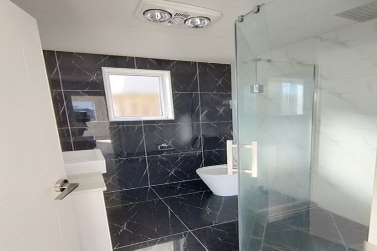 Photo of property in 75 Rosewell Crescent, Flat Bush, Auckland, 2019