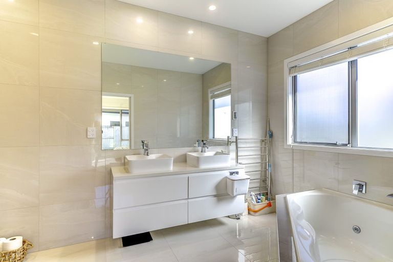 Photo of property in 25 Batten Drive, Flagstaff, Hamilton, 3210