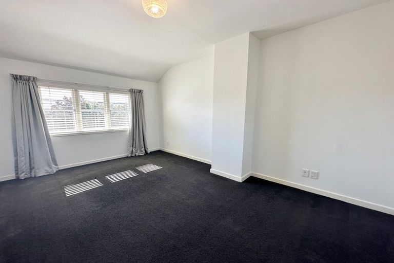 Photo of property in 77 Kahu Road, Fendalton, Christchurch, 8041