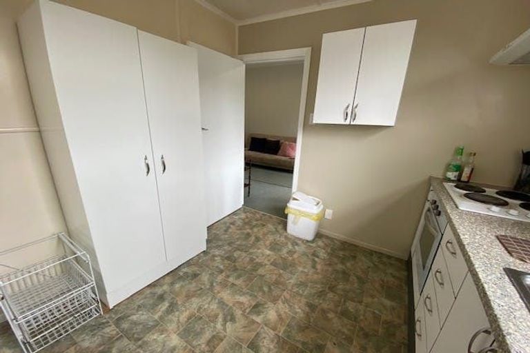 Photo of property in 20 Redwood Avenue, Tawa, Wellington, 5028