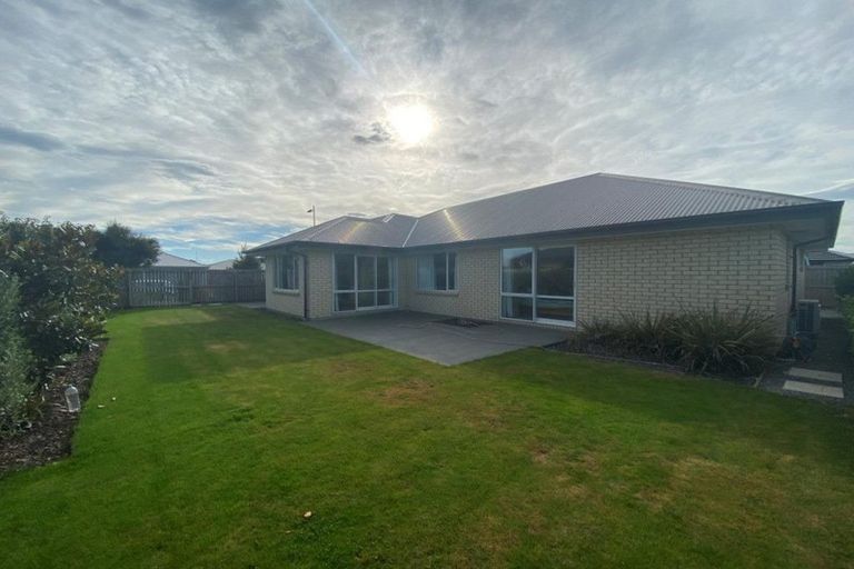 Photo of property in 7 Kokoda Street, Halswell, Christchurch, 8025