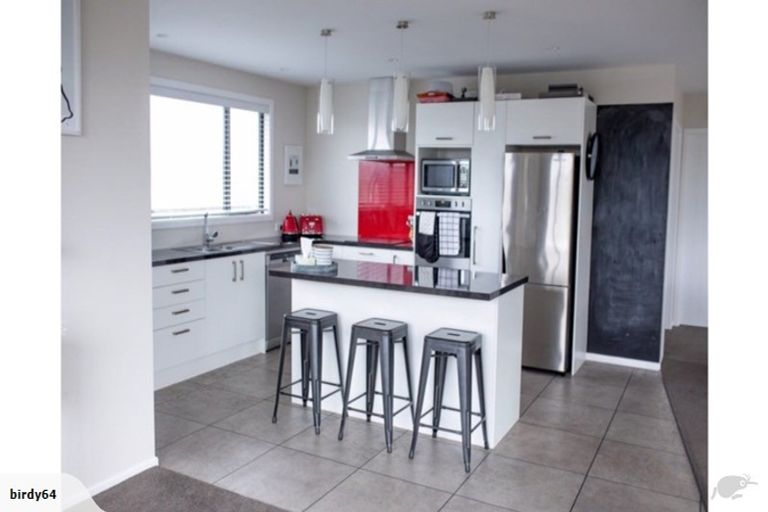 Photo of property in 69 Broadhaven Avenue, Parklands, Christchurch, 8083