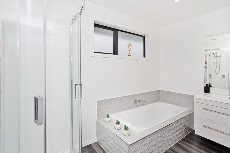 Photo of property in 12 Pegasus Place, Seaward Bush, Invercargill, 9812