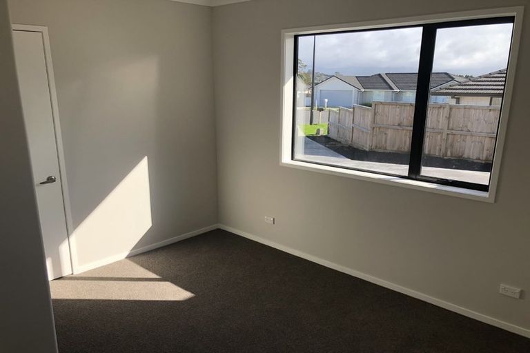 Photo of property in 44 Charlotte Drive, Omokoroa, 3114