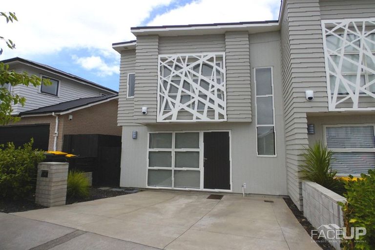 Photo of property in 4 Touhou Road, Hobsonville, Auckland, 0616