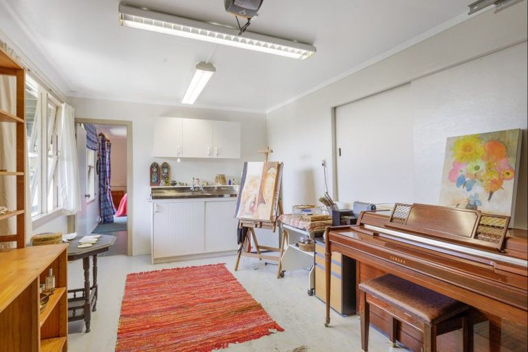 Photo of property in 12 Kahurangi Place, Snells Beach, 0920