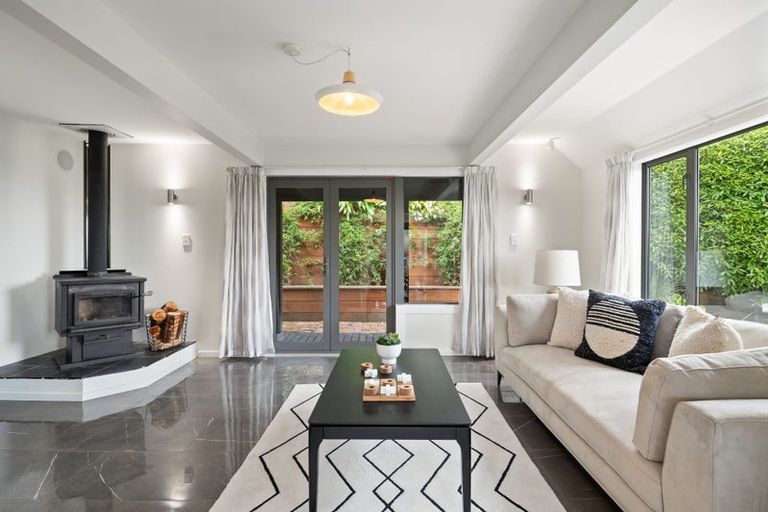 Photo of property in 54 Holliss Avenue, Cashmere, Christchurch, 8022