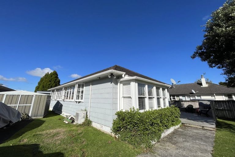 Photo of property in 3 Waitaua Street, Papakura, 2110