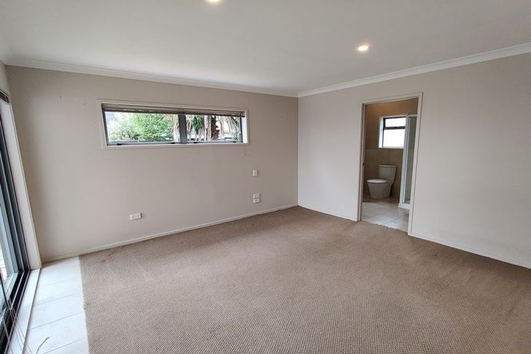 Photo of property in 41 Sorrel Crescent, Bucklands Beach, Auckland, 2012