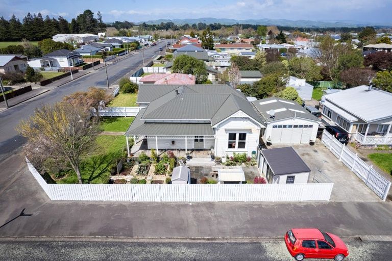 Photo of property in 8 York Street, Dannevirke, 4930