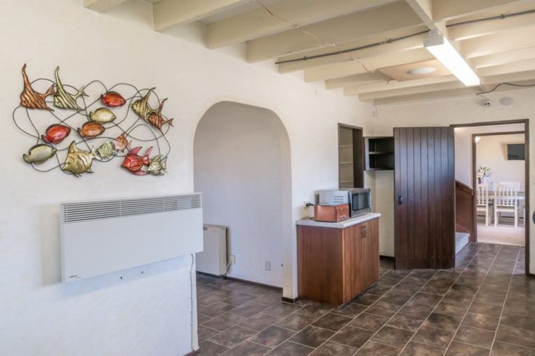 Photo of property in 1 Treadwell Street, Springvale, Whanganui, 4501