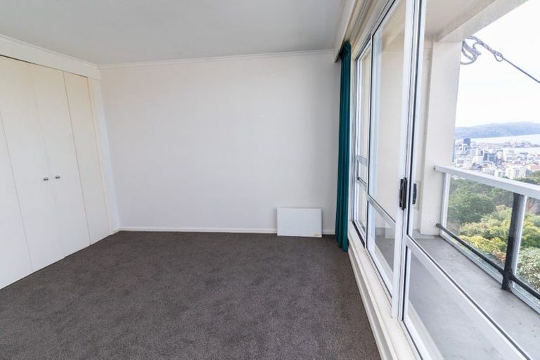 Photo of property in Harbour View Apartments, 147 Ohiro Road, Brooklyn, Wellington, 6021