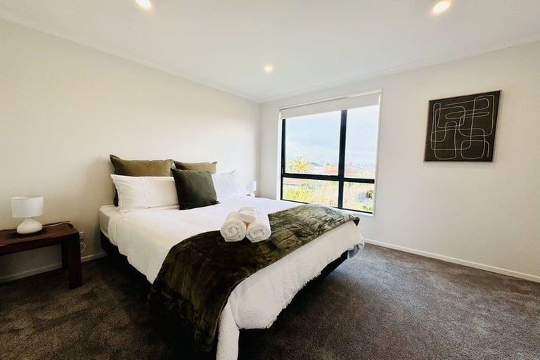 Photo of property in 7/32a Westgate Drive, Massey, Auckland, 0614