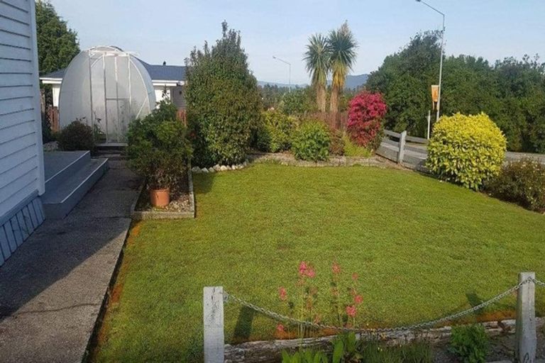 Photo of property in 7 Main Road, Fox Glacier, 7886