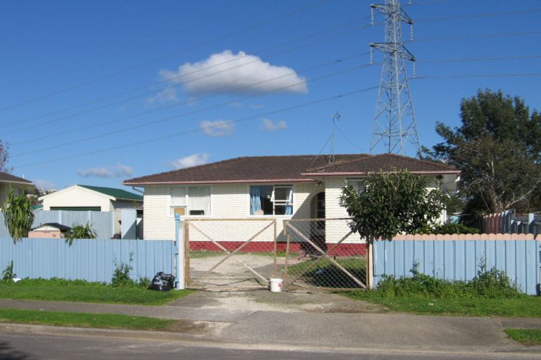 Photo of property in 3 Bahama Place, Clover Park, Auckland, 2023