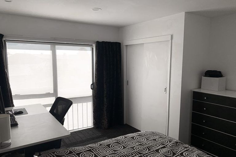 Photo of property in 10 Puma Drive, Golflands, Auckland, 2013