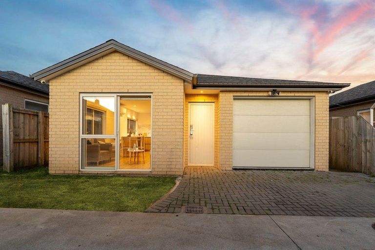 Photo of property in 61c Settlement Road, Papakura, 2110