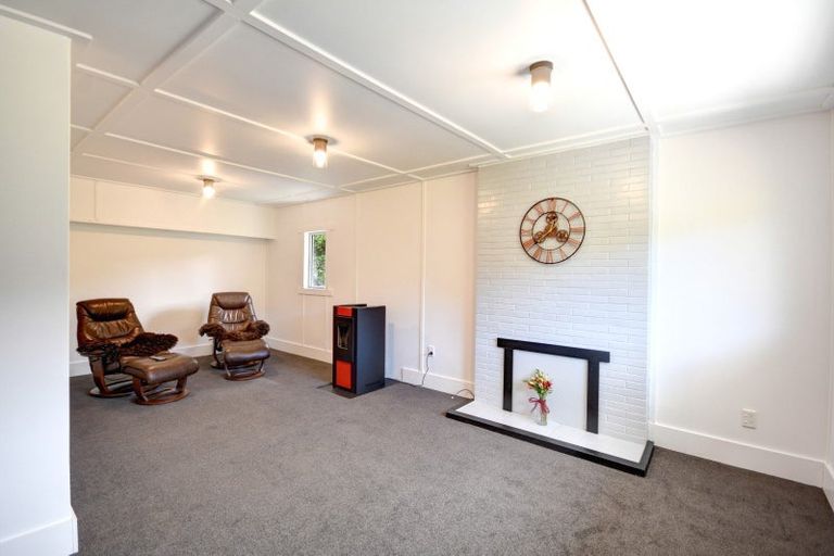 Photo of property in 11 Morepork Lane, Waipori Falls, Outram, 9073