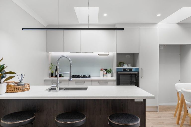 Photo of property in 14 Horoeka Street, Avonhead, Christchurch, 8042