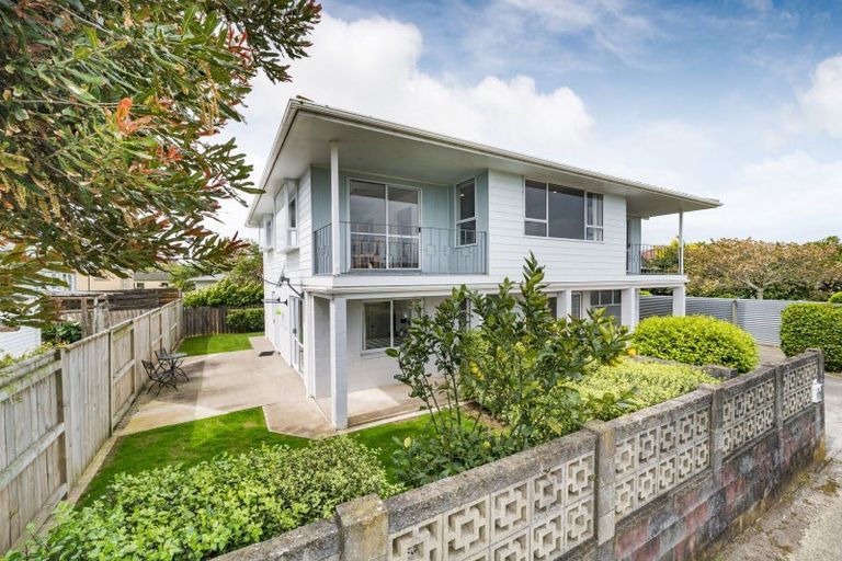 Photo of property in 27 Millar Street, Terrace End, Palmerston North, 4410
