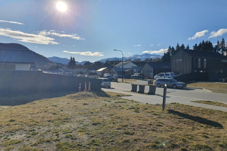 Photo of property in 31 Headley Drive, Lower Shotover, Queenstown, 9304