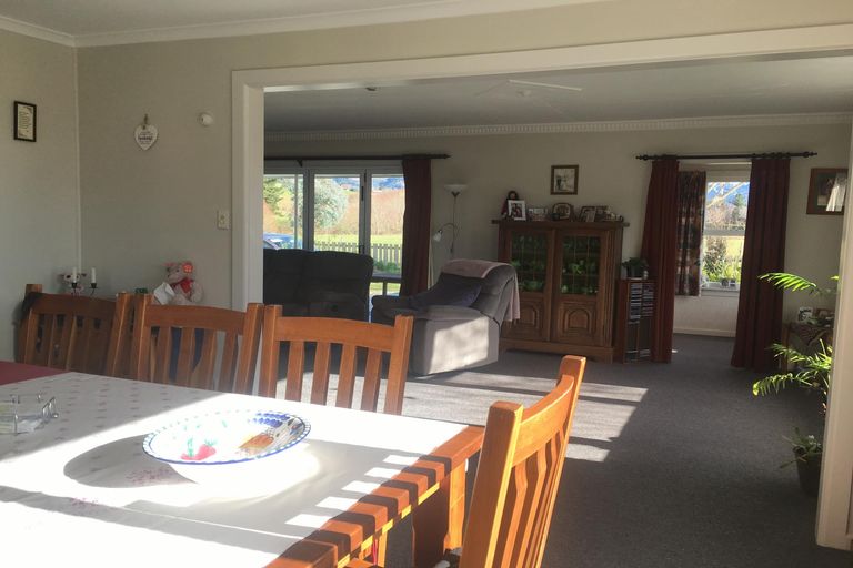 Photo of property in 77 Mill Road, Waimate, 7924