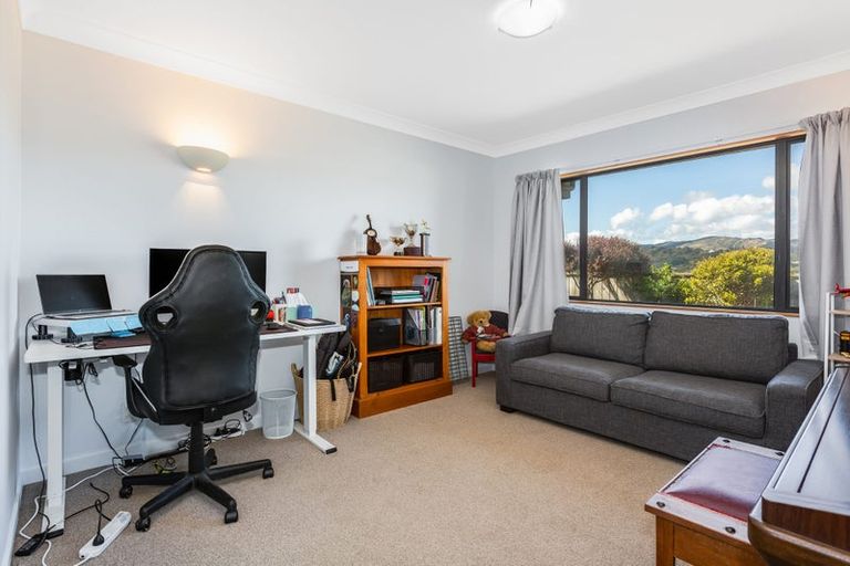 Photo of property in 81 The Masthead, Whitby, Porirua, 5024