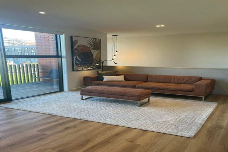 Photo of property in 8/212 Cashel Street, Christchurch Central, Christchurch, 8011